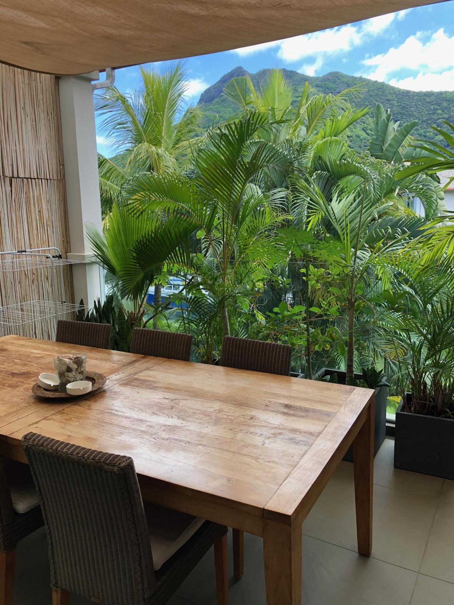 2 Bedrooms Charming Apartment, West Island Resort Riviere Noire Luaran gambar